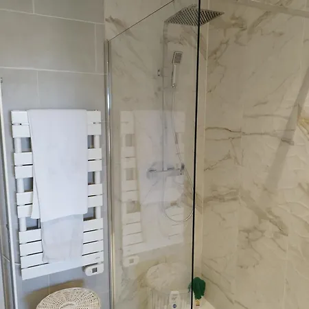 Entre Golf Et Apartment *